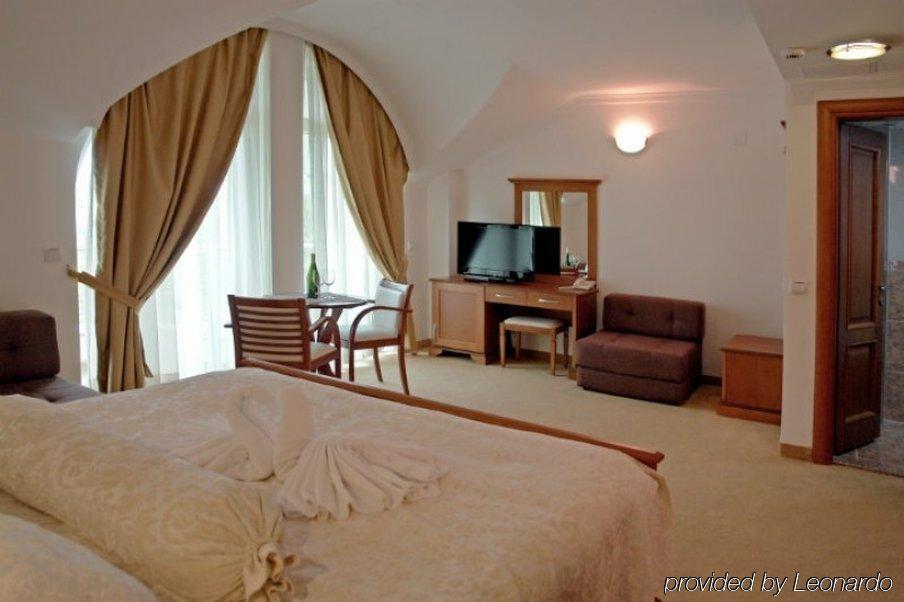 Hotel Garden Ochryda Zewnętrze zdjęcie