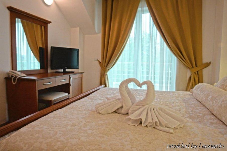 Hotel Garden Ochryda Zewnętrze zdjęcie