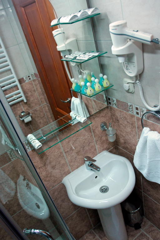 Hotel Garden Ochryda Pokój zdjęcie